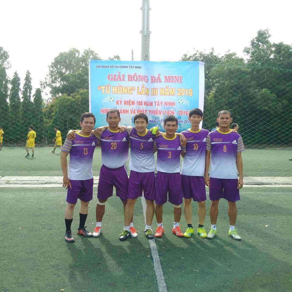 Đoàn Thanh niên Sở VHTTDL tham gia giải bóng đá mini 